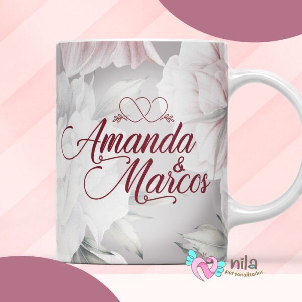 Caneca com Nome dos Noivos Floral