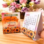 50 Mini Calendarios de Mesa 2025 Coleção Flores Amarelas
